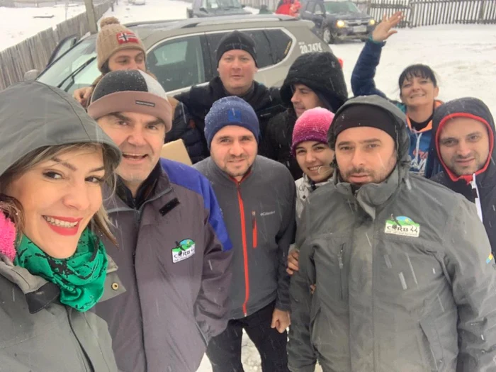 Gașca Roxanei a făcut o fapă bună de Crăciun