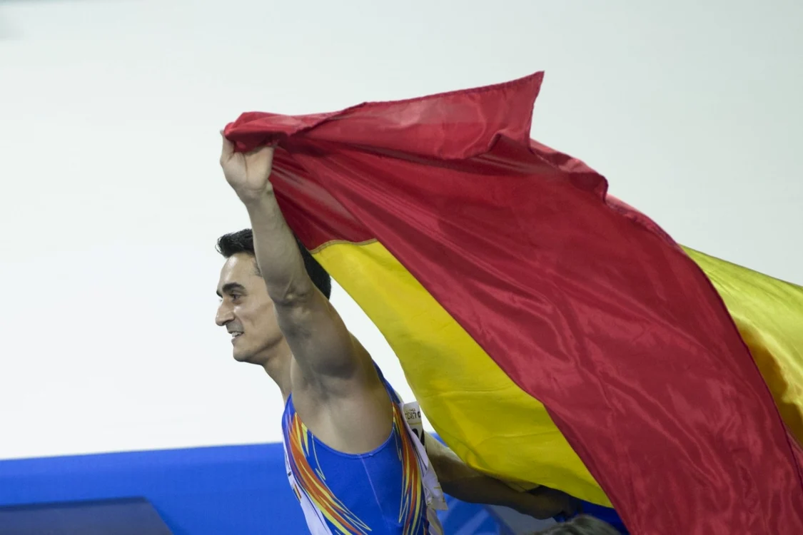 Marian Drăgulescu, cel mai matur gimnast din lotul României FOTO Inquam/Sandor Manases