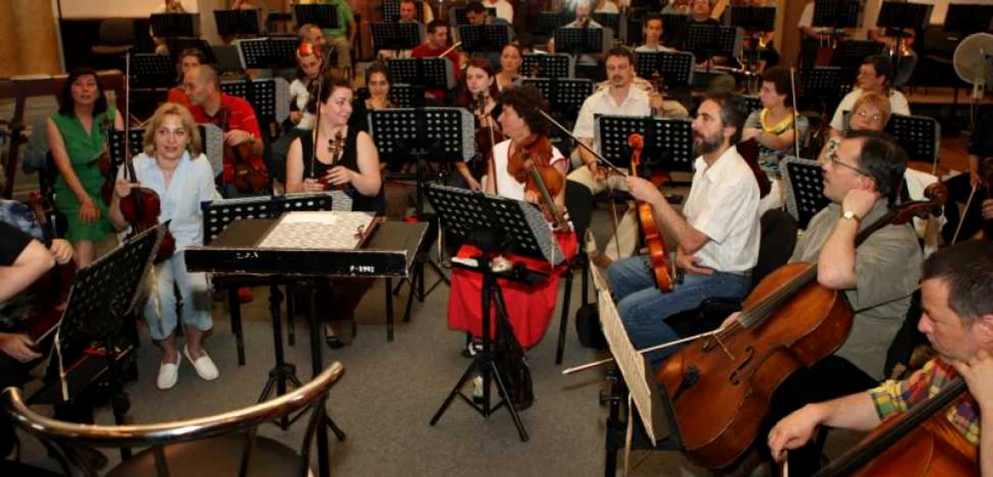 Concertul va avea loc la Complexul Militar Braşov. Foto: arhivă