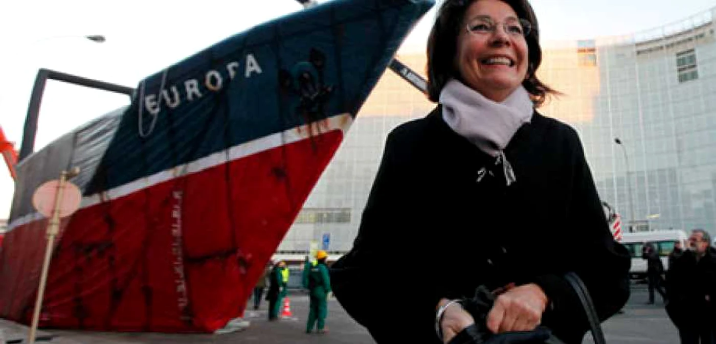 Înaltul oficial european va avea de asemenea o întâlnire cu ministrul transporturilor Ramona Mănescu