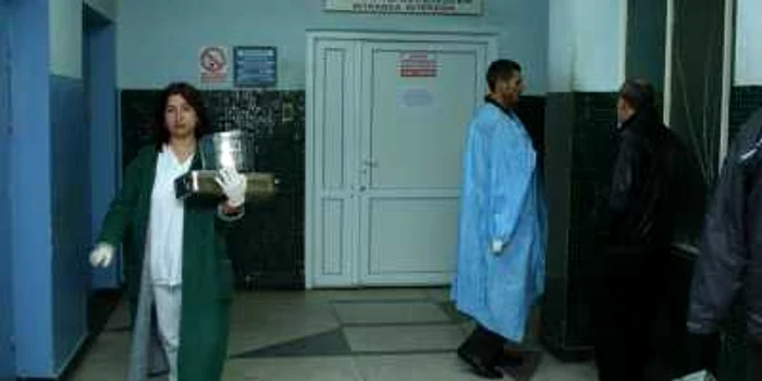 Craiova: Bolnava care a contactat noul virus este internată la Spitalul nr. 1.