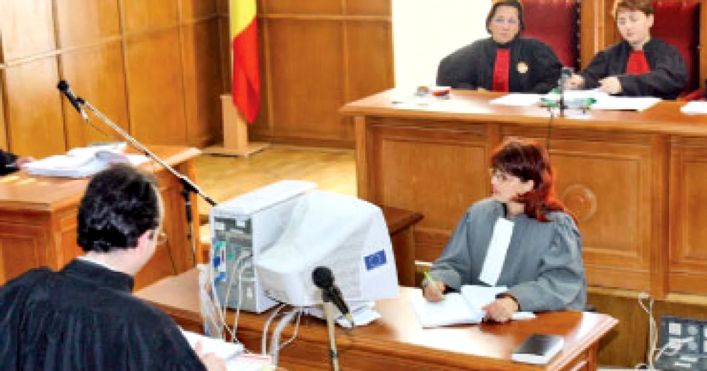 Peste 1.300 vor să ocupe cele 120 de locuri de grefieri FOTO Arhivă Adevărul