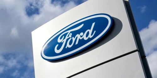 ford logo sigla ford foto shutterstock