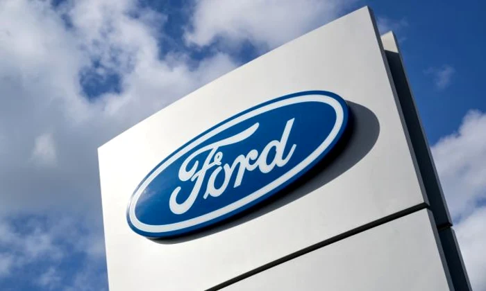 ford logo sigla ford foto shutterstock