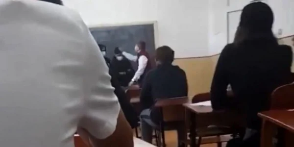 calarasi elev batut in clasa la oltenita foto captură Stiri Oltenita