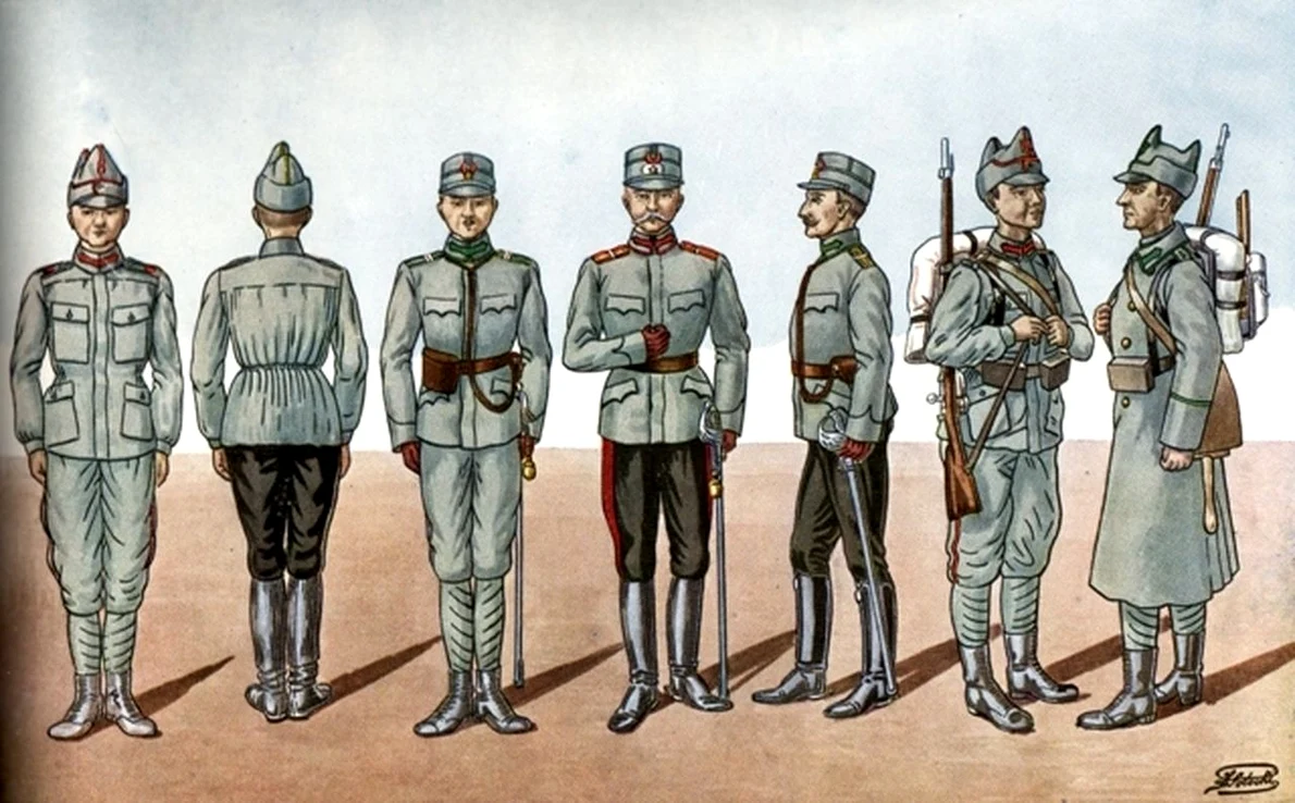 Uniformele de campanie ale Armatei Române, model 1912 (© iMAGO Romaniae)