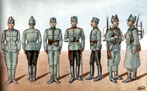Uniformele de campanie ale Armatei Române, model 1912 (© iMAGO Romaniae)