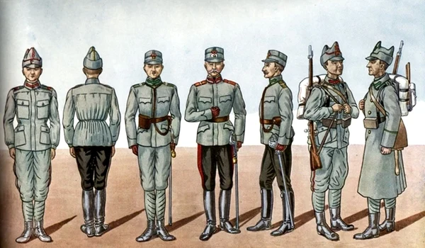 Uniformele de campanie ale Armatei Române, model 1912 (© iMAGO Romaniae)