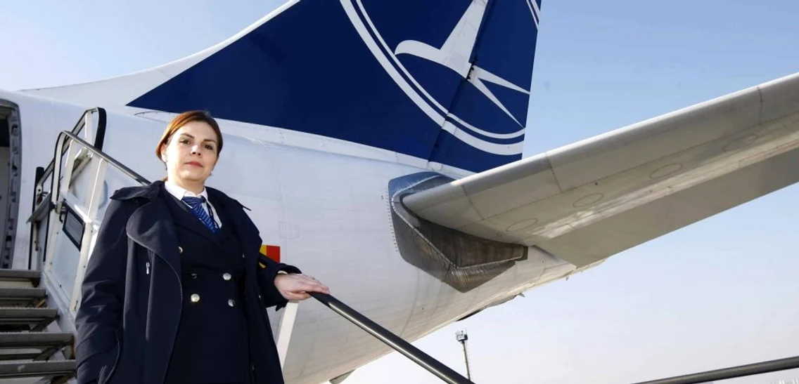 mihaela rosu moldoveanu pilot tarom foto david muntean