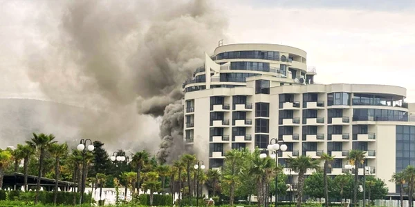 Incendiu la Hotelul Zenith din Sunny Beach FOTO Novinite