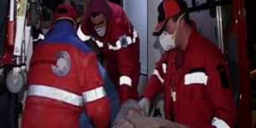Echipajele SMURD au acordat primul ajutor şi au transportat victimele la spital