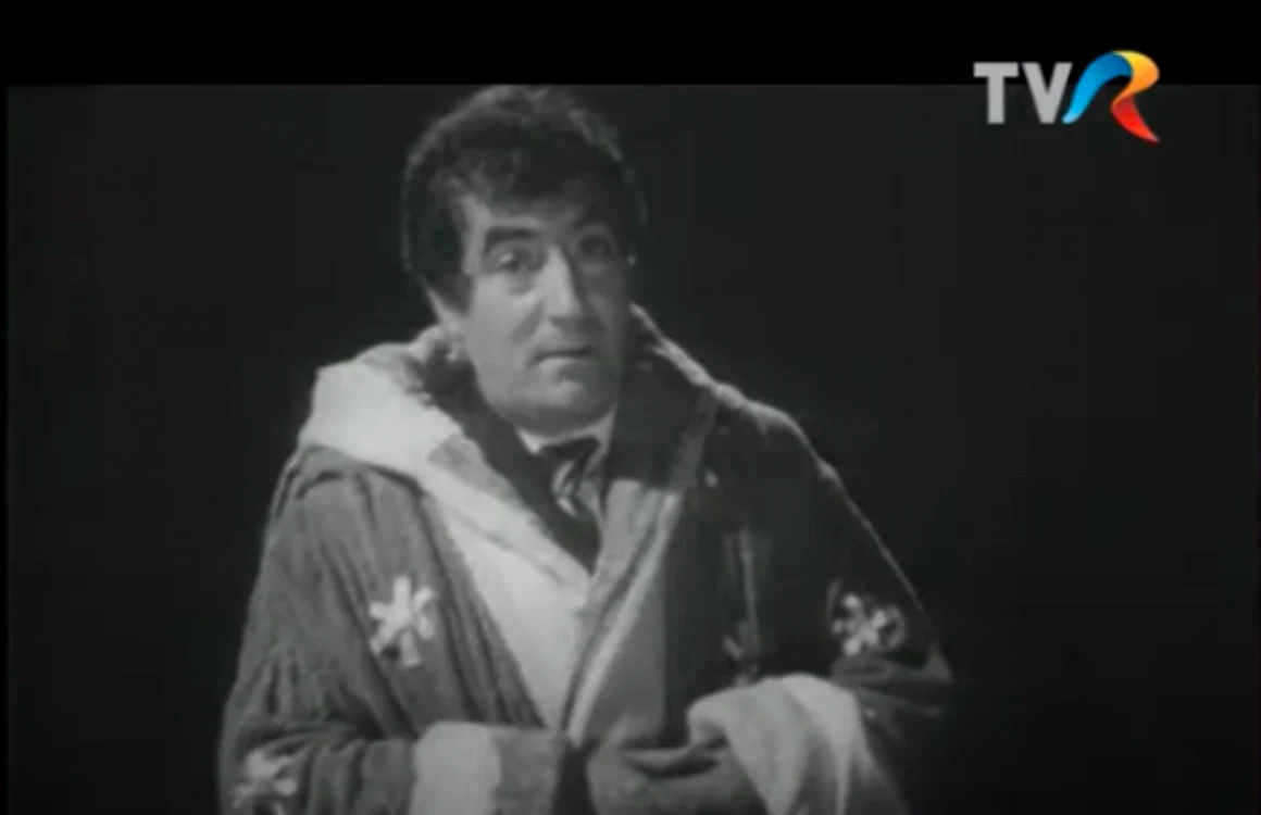 Toma Caragiu pe post de Moş Gerilă Sursa Youtube TVR