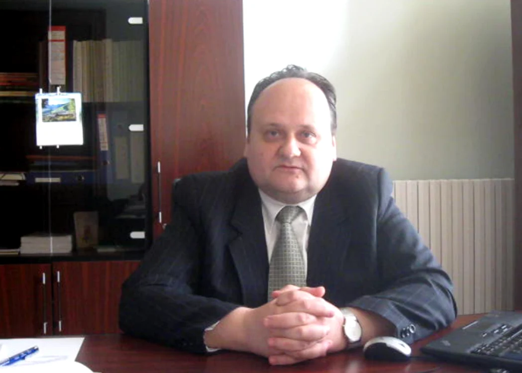 Prorectorul Dragoş Pieptu a folosit un limbaj trivial