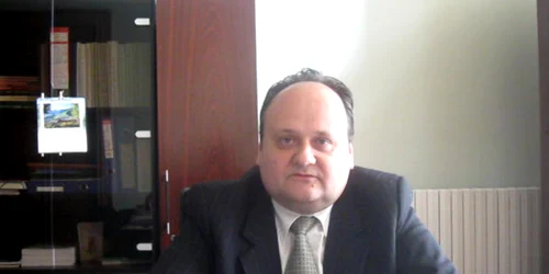 Prorectorul Dragoş Pieptu a folosit un limbaj trivial