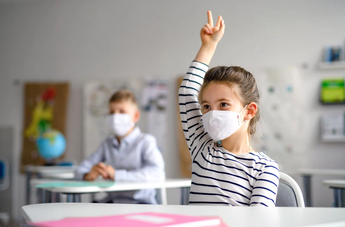 
    Elevii se vor întoarce la școală începând cu 14 septembriefoto: Shutterstock  