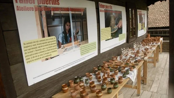 Educaţie şi creaţie la Muzeul Etnografic: expoziţie realizată de copii defavorizati jpeg