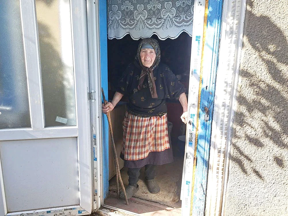 Tanti Anica  a lucrat  toată viaţa  la CAP. Foto: Adevărul