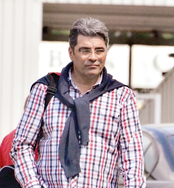 Marcel susţine că n-are datorii