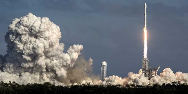 lansare Falcon Heavy FOTO EPA