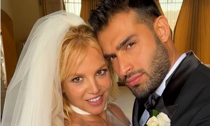 britney si sam jpg