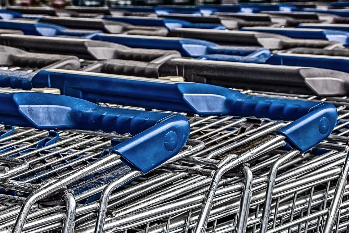 Uleiul Floriol este la reducere, la Lidl /foto: Pixabay