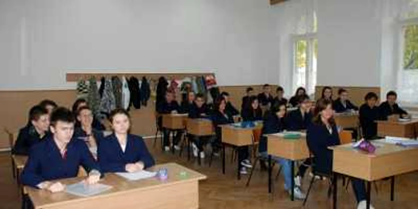 Elevii au dat cartea din România pe aceea din străinătate