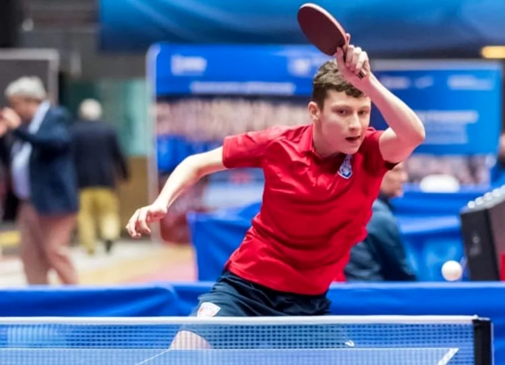 
    Darius Movileanu este campion mondial de tenis de masă la cadeți  