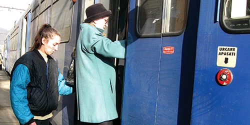 Cetăţenii au parte de tramvaie vechi