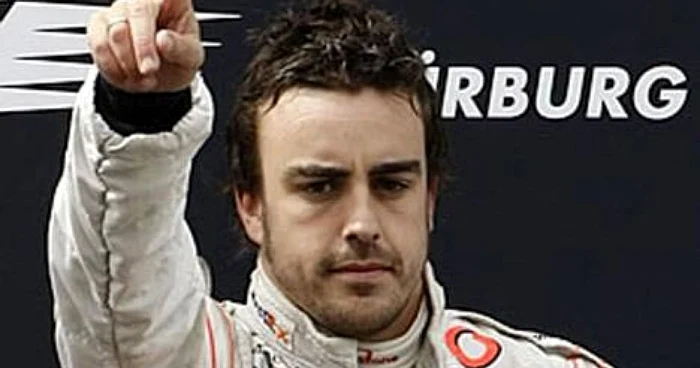 FORMULA 1: Fernando Alonso i-a dedicat locul 3 lui Briatore