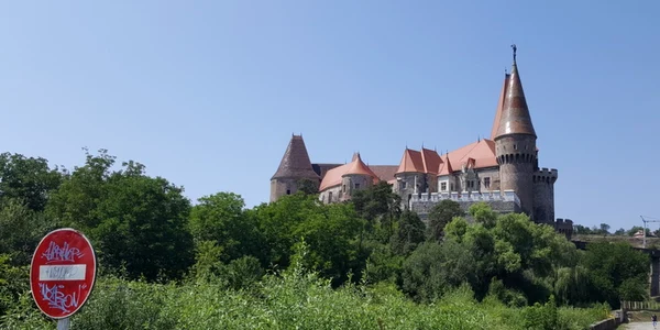castelul corvinilor