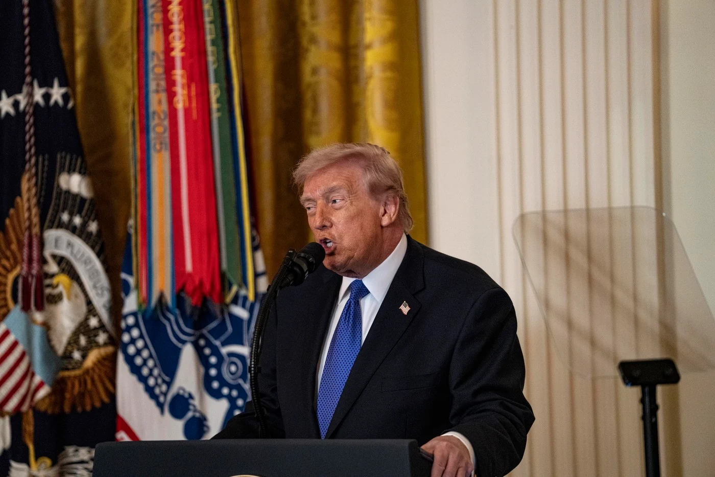 Cum a deraiat discursul lui Trump despre Iran la draperii și nemulțumirile Melaniei: „Întotdeauna mi-a plăcut aurul!”