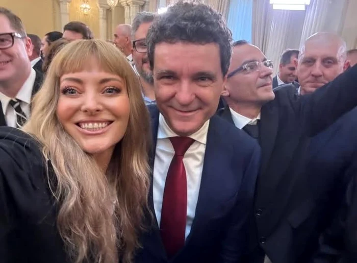 Delia s-a fotografiat cu președintele Nicușor dan FOTO: Facebook