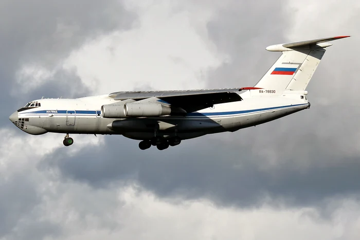 Avion Il-76 FOTO Wikipedia