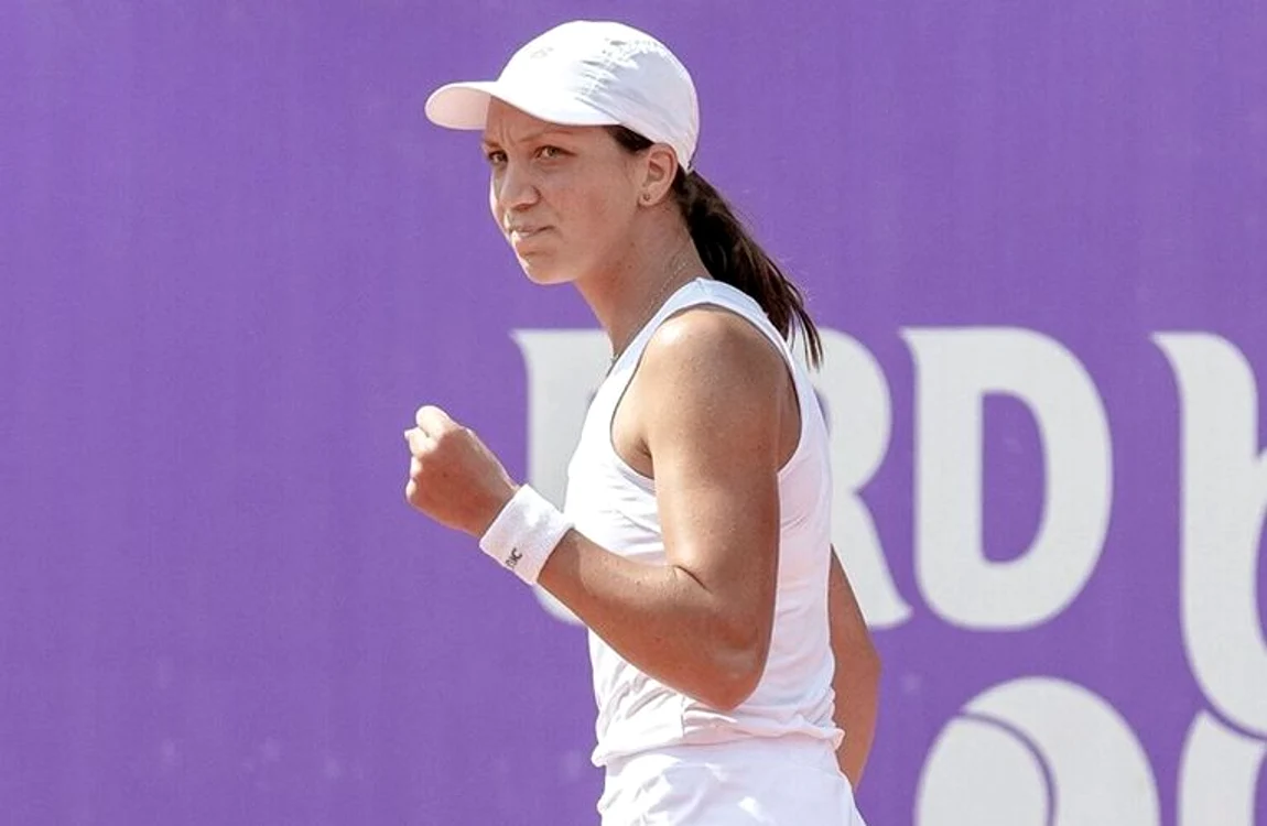 
    Patricia Țig  