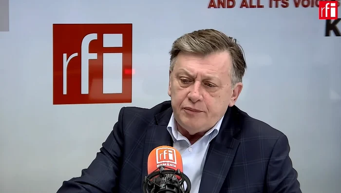 Crin Antonescu invitat la RFI, 18 aprilie 2025. FOTO: captură video RFI