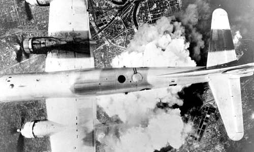 Înainte de Hiroshima: bombardarea Japoniei în 1944 1945 jpeg