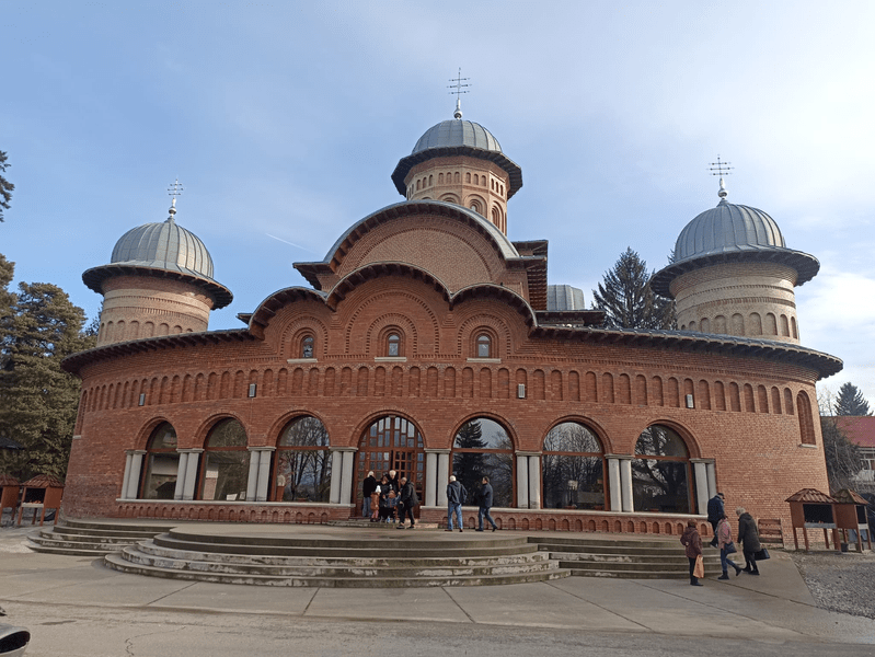 Noua Catedrală Arhiepiscopală și Regală de la Curtea de Argeș va fi terminată în acest an. Cum s-a născut proiectul