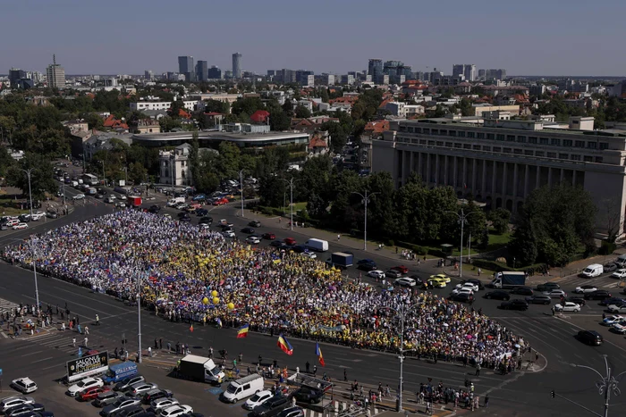 Sindicatele anunță o amplă acțiune de protest pentru data de 29 octombrie. Foto: Inquam/Octav Ganea