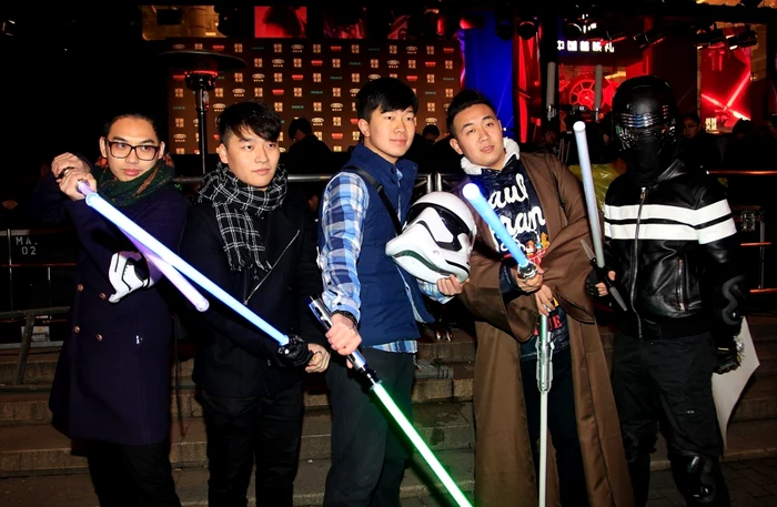 China urmează să devină cea mai mare
piaţă de desfacere a filmelor din lume, iar „Star Wars: Trezirea
Forţei“ profită de acest lucru FOTO GettyImages/Gulliver