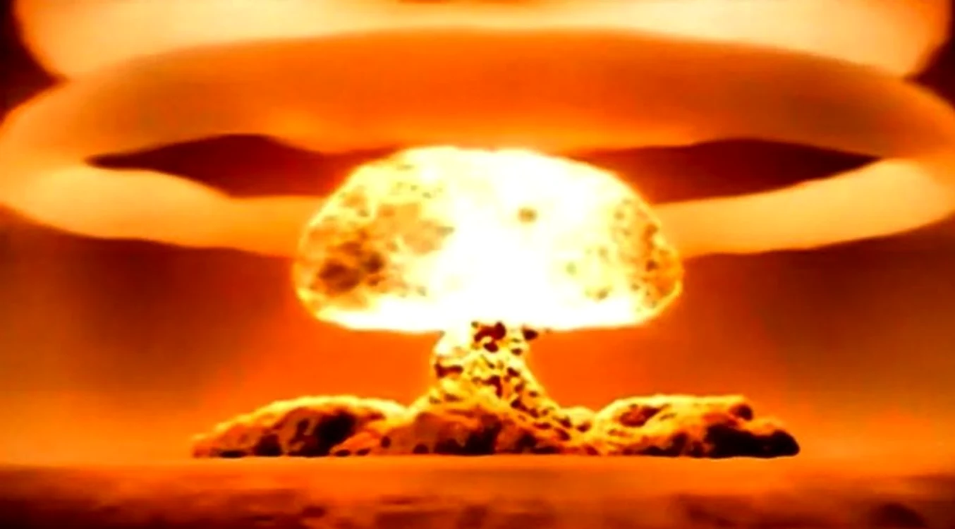 O explozie nucleară de mare magnitudine ne poate arunca într-o iarnă nucleară
