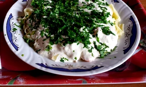 paste cu creveti si sos alb jpeg