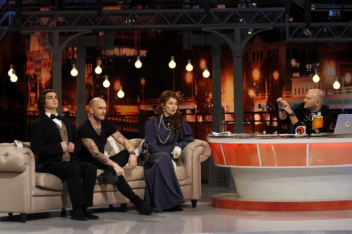 Mihai Eminescu, Cătălin Bordea, Veronica Micle şi Dan Capatos într-o emisiune specială „Un show Păcătos“ FOTO Antena 1