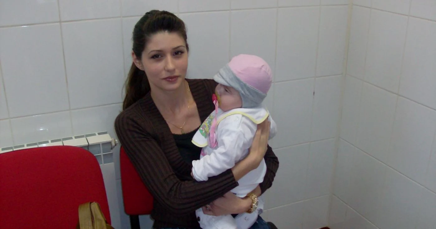 Nemulţumită de proasta organizare din spitalele de stat, Mihaela Dogaru şi-a făcut abonament la o clinică privată. 