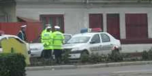 Poliţiştii au deschis o anchetă