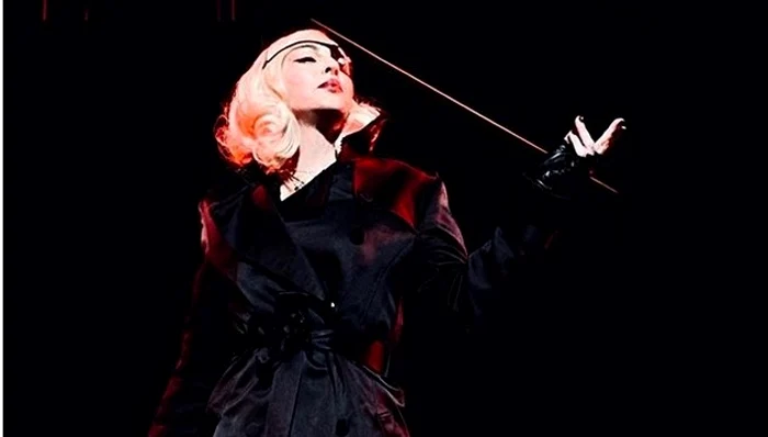 Madonna zice că suferă foarte mult pentru că a trebuit să anuleze turneulFoto: Instagram