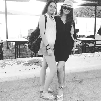 Corina Danila si fiica sa Rianna in vacanta in Grecia (5) jpeg