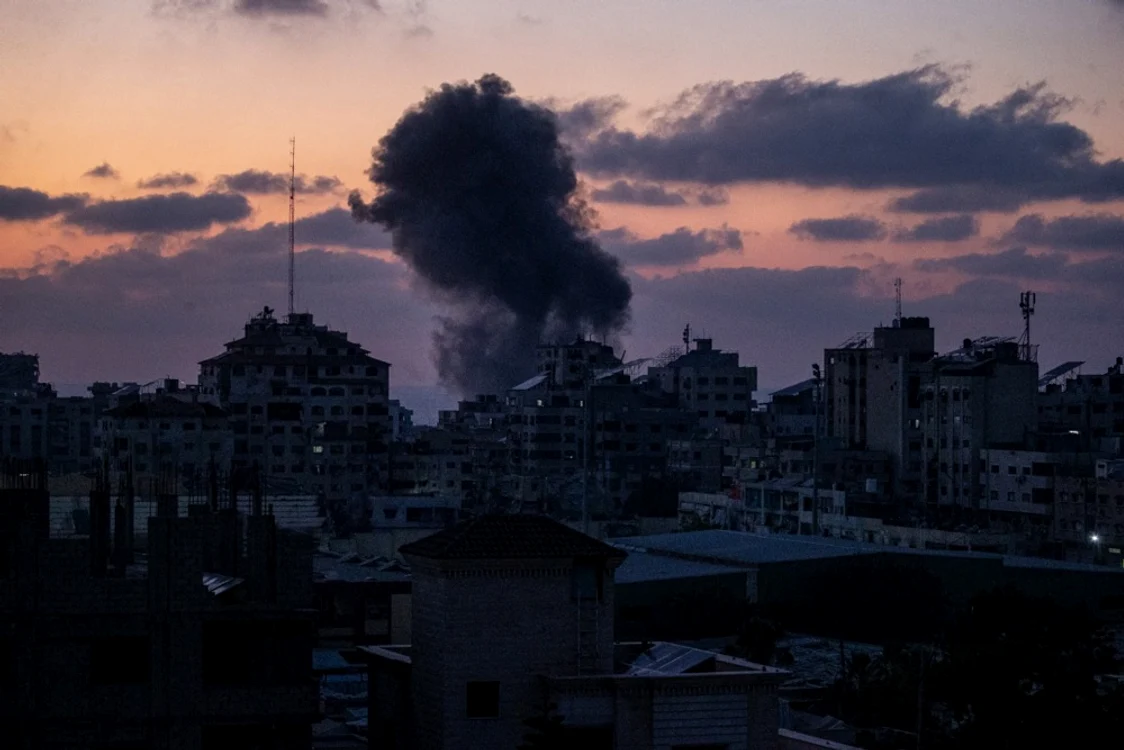 Bombardamente israeliene asupra Gaza City FOTO EPA-EFE