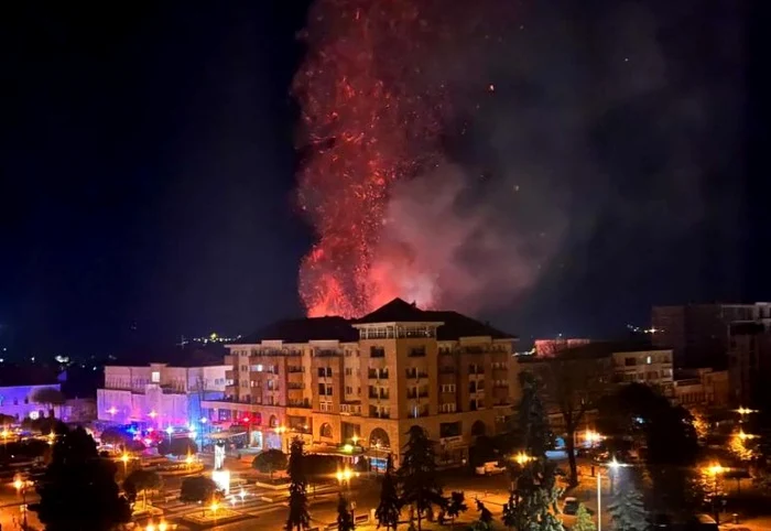 Incendiul s-a produs în cursul nopții FOTO alba24.ro