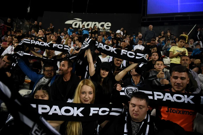 Fanii lui PAOK, fericiți după o victorie mare în Conference League. Foto paokfc.gr