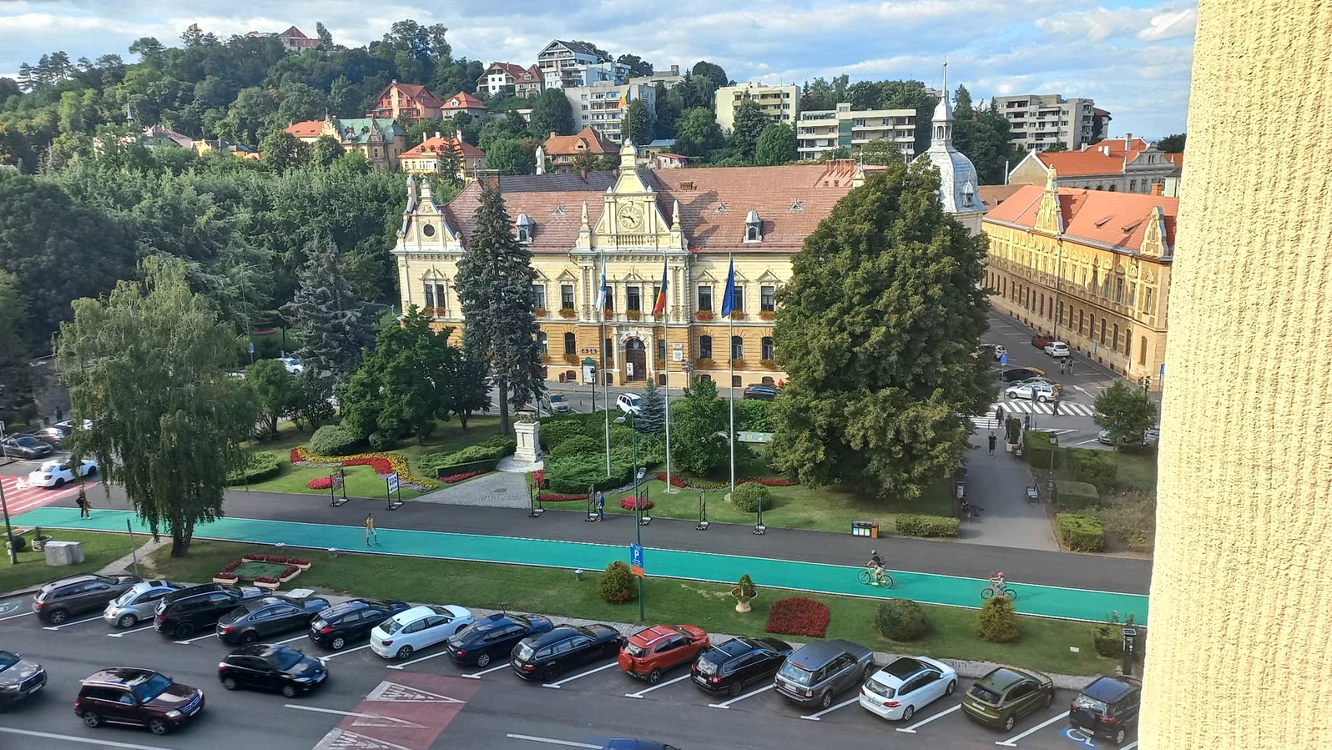 Primăria Brașov își trimite singură somații să repare clădirile pe care le deține FOTO Ioan Buciumar